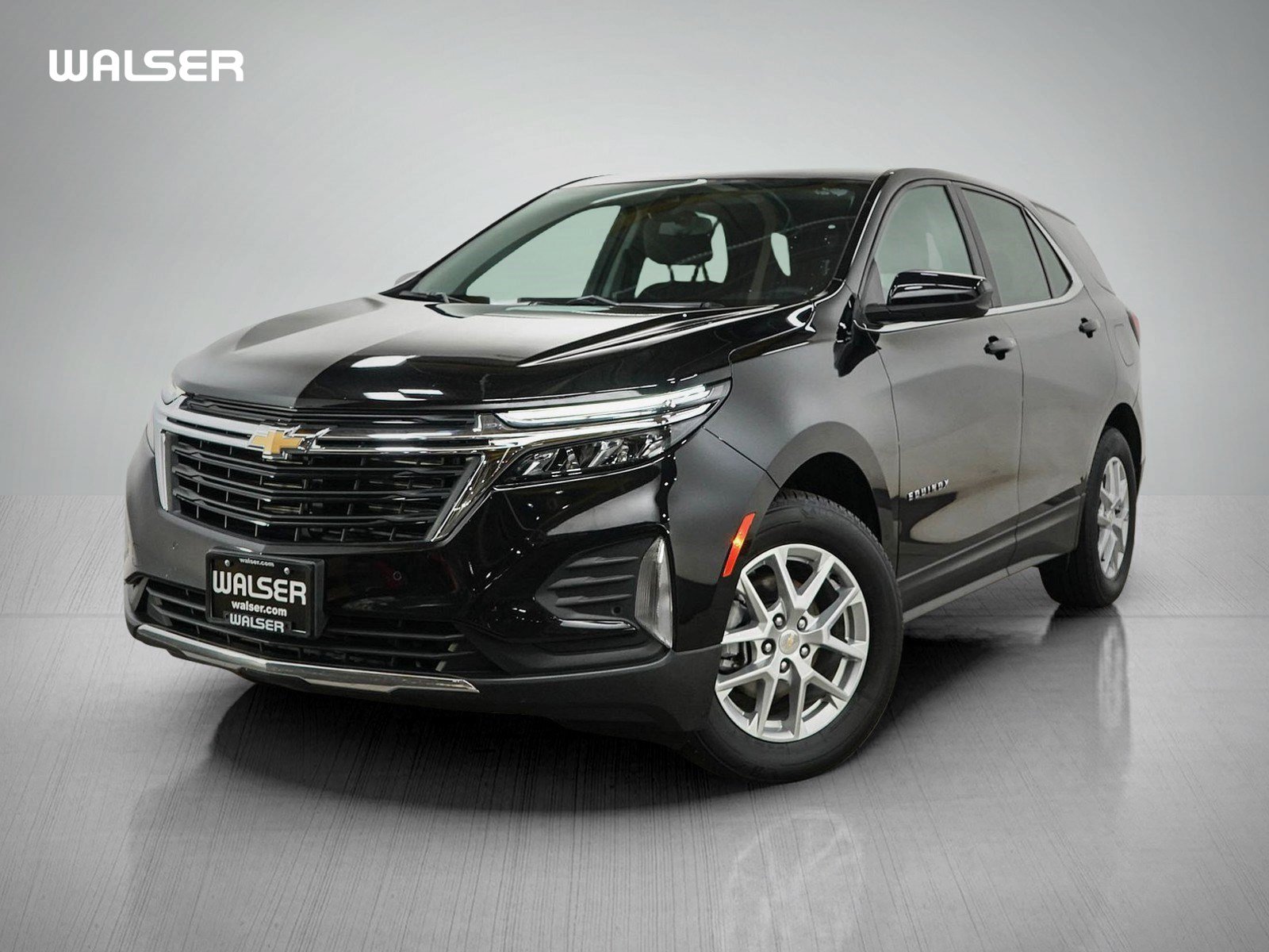 Used 2024 Chevrolet Equinox LT AWD/4WD image 1