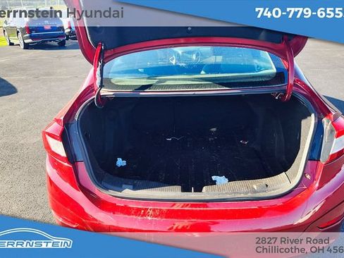 Used 2018 Chevrolet Cruze LT w/ Convenience Package FWD image 21