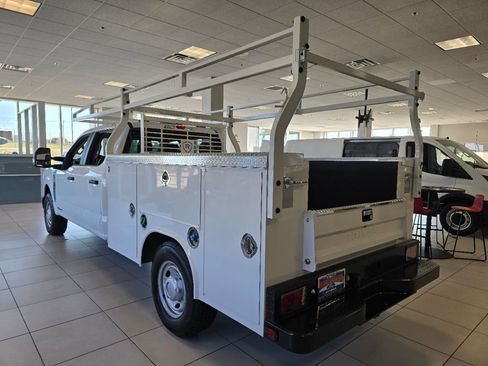 New 2025 Ford F250 XL w/ Camper Package image 3