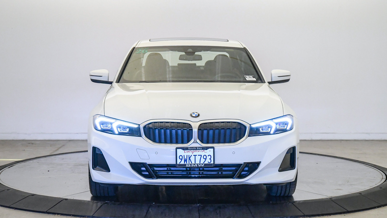 Used 2026 BMW 330i Sedan w/ Premium Package RWD image 7