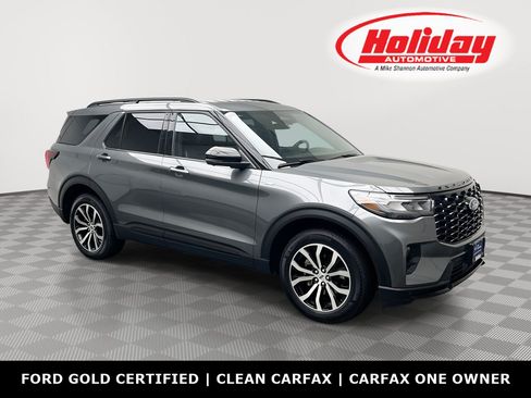Certified 2025 Ford Explorer ST-Line AWD/4WD image 1