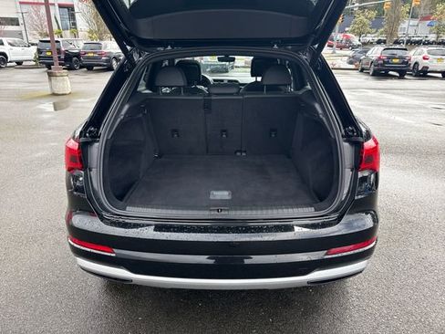 Used 2021 Audi Q3 2.0T Premium AWD/4WD image 12
