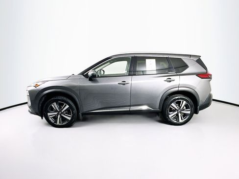 Used 2023 Nissan Rogue SL image 4