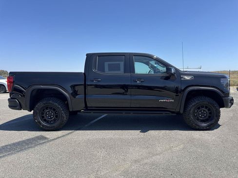 New 2026 GMC Sierra 1500 AT4X w/ AT4X AEV Edition AWD/4WD image 3