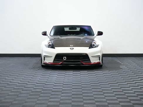 Used 2020 Nissan 370Z NISMO image 4