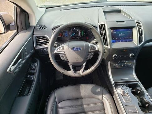 Certified 2020 Ford Edge SEL w/ Convenience Package image 17