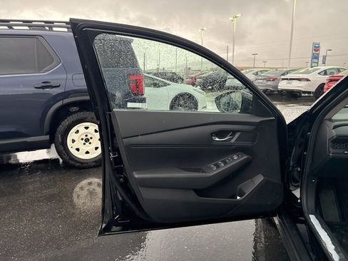 New 2026 Honda Accord LX image 9