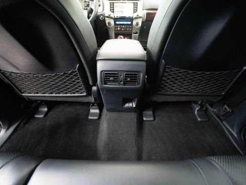 Used 2023 Toyota 4Runner Limited AWD/4WD image 22
