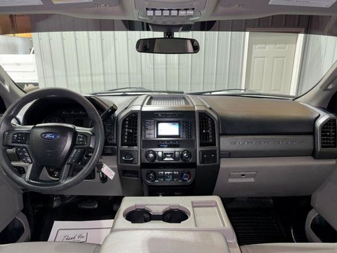 Used 2020 Ford F250 XL w/ Power Equipment Group image 17