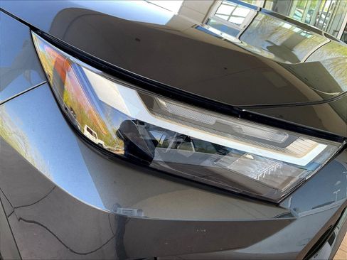 Used 2024 Toyota RAV4 LE AWD/4WD image 30