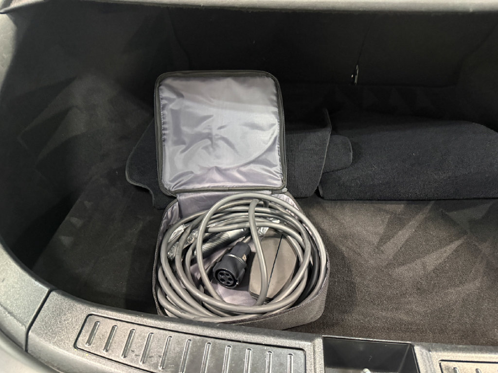 Used 2013 Tesla Model S Performance RWD image 61