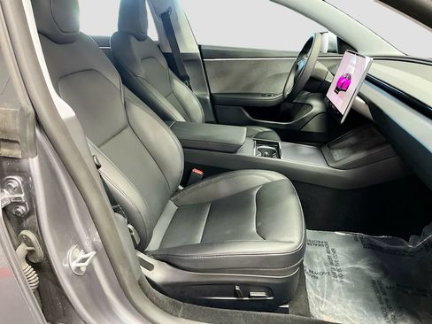 Used 2025 Tesla Model 3 Long Range RWD image 27