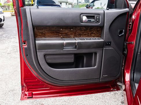 Used 2019 Ford Flex Limited FWD image 10