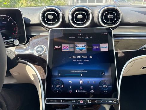 Certified 2025 Mercedes-Benz C 300 4MATIC Sedan image 36