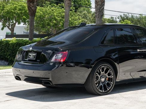 Used 2022 Rolls-Royce Ghost Black Badge AWD/4WD image 8