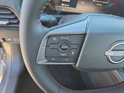 New 2026 Nissan Sentra SR w/ Floor Mat Package image 9