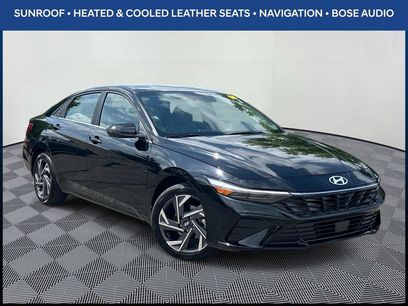 Used 2025 Hyundai Elantra Limited