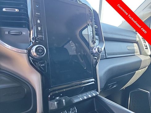 Used 2024 RAM 2500 Laramie image 25