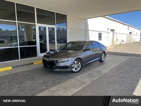 Used 2018 Honda Accord LX image 1