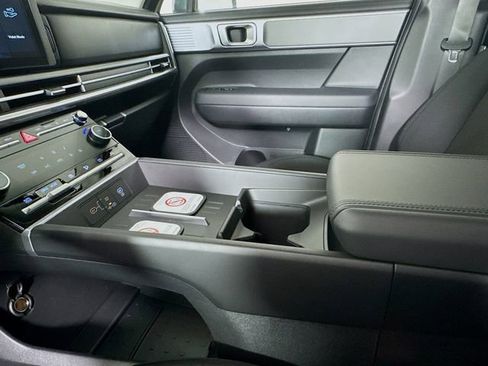 New 2026 Hyundai Santa Fe SE image 18