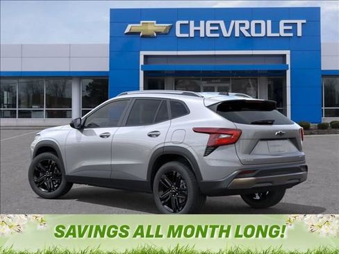 New 2026 Chevrolet Trax ACTIV image 3