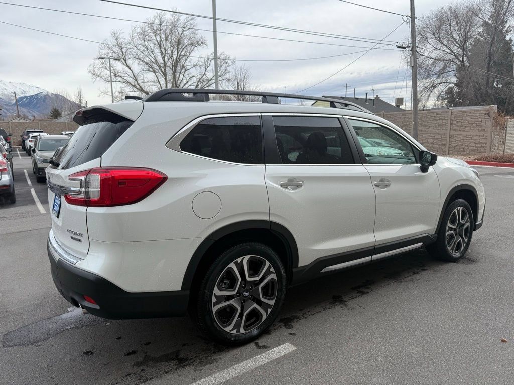 Used 2026 Subaru Ascent Touring AWD/4WD image 5