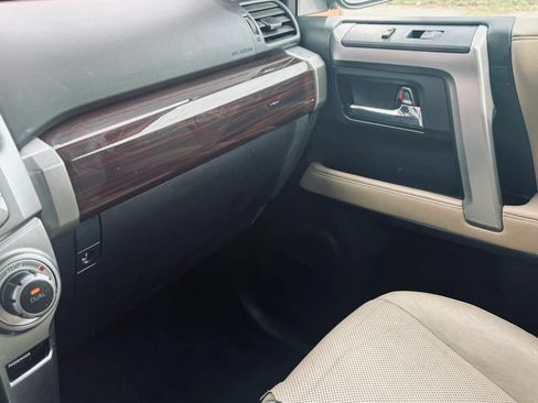 Used 2016 Toyota 4Runner Limited RWD image 36