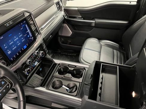 Used 2025 Ford F350 Platinum w/ Tremor Off-Road Package AWD/4WD image 34