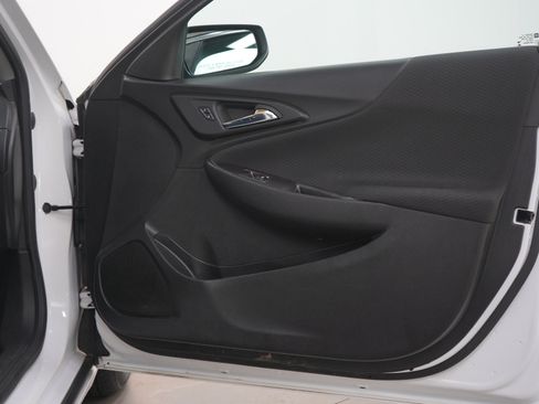 Used 2022 Chevrolet Malibu LT FWD image 9