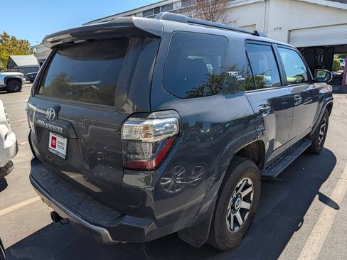 Used 2024 Toyota 4Runner TRD Off-Road Premium w/ Moonroof Package AWD/4WD image 5