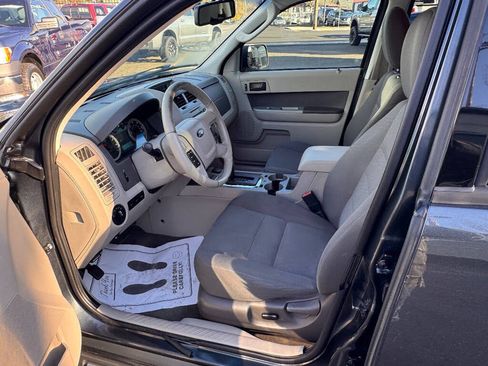 Used 2009 Ford Escape 2WD Hybrid image 15