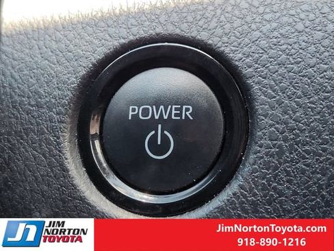 Used 2025 Toyota Camry SE w/ Convenience Package AWD/4WD image 22