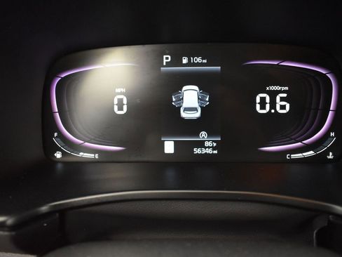 Used 2023 Kia Soul LX w/ LX Technology Package image 14