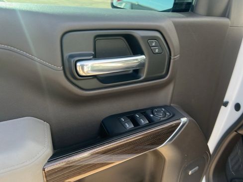 Used 2019 Chevrolet Silverado 1500 RST w/ All-Star Edition image 15