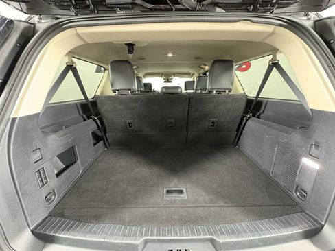 Used 2023 Ford Expedition Max XLT image 50