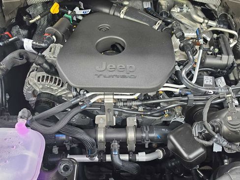 New 2026 Jeep Grand Cherokee Limited w/ Limited Altitude Package AWD/4WD image 38