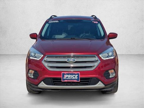 Used 2018 Ford Escape SEL image 2