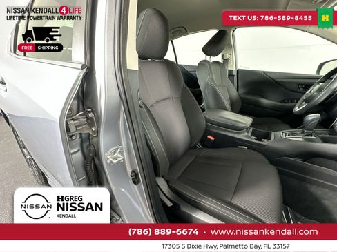 Used 2022 Subaru Legacy image 31