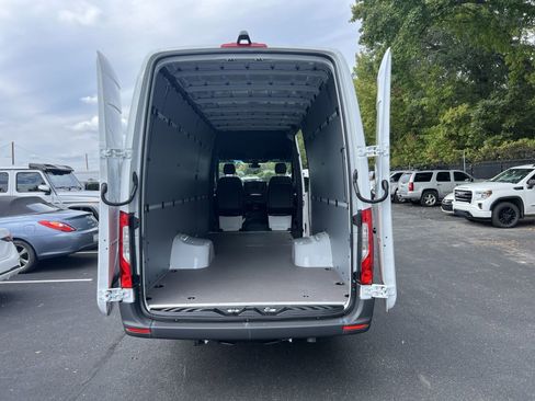 New 2025 Mercedes-Benz Sprinter 3500 image 35