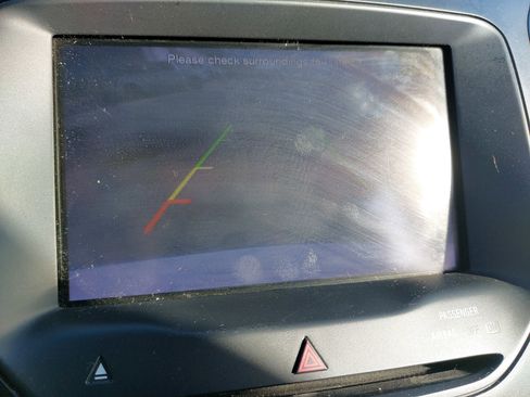 Used 2013 Ford Explorer XLT image 23