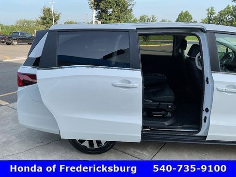 Used 2026 Honda Odyssey EX-L image 18