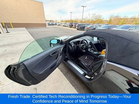 Used 2018 Jaguar F-TYPE Base image 7