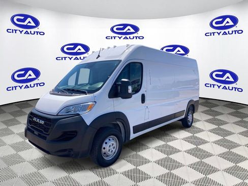 Used 2023 RAM ProMaster 2500 FWD image 7