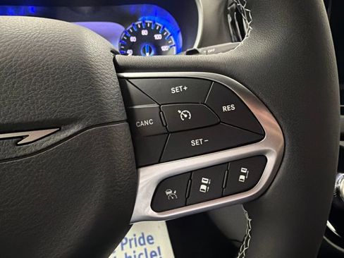 New 2027 Chrysler Pacifica LX FWD image 10