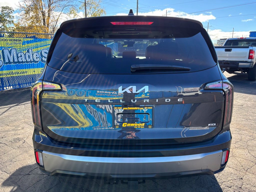 Used 2025 Kia Telluride EX AWD/4WD image 3