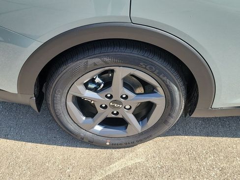 New 2026 Kia K4 FWD image 36