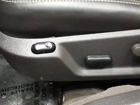 Used 2013 Ford Mustang Premium image 7