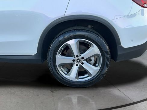 Used 2022 Mercedes-Benz GLC 300 4MATIC w/ Multimedia Package Lite image 28