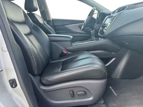 Used 2023 Nissan Murano SV AWD/4WD image 13