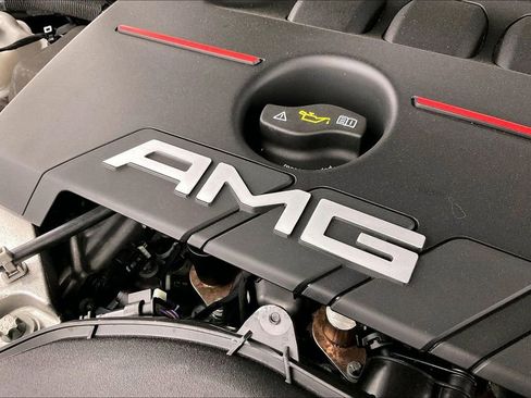 New 2026 Mercedes-Benz GLB 35 AMG 4MATIC image 17